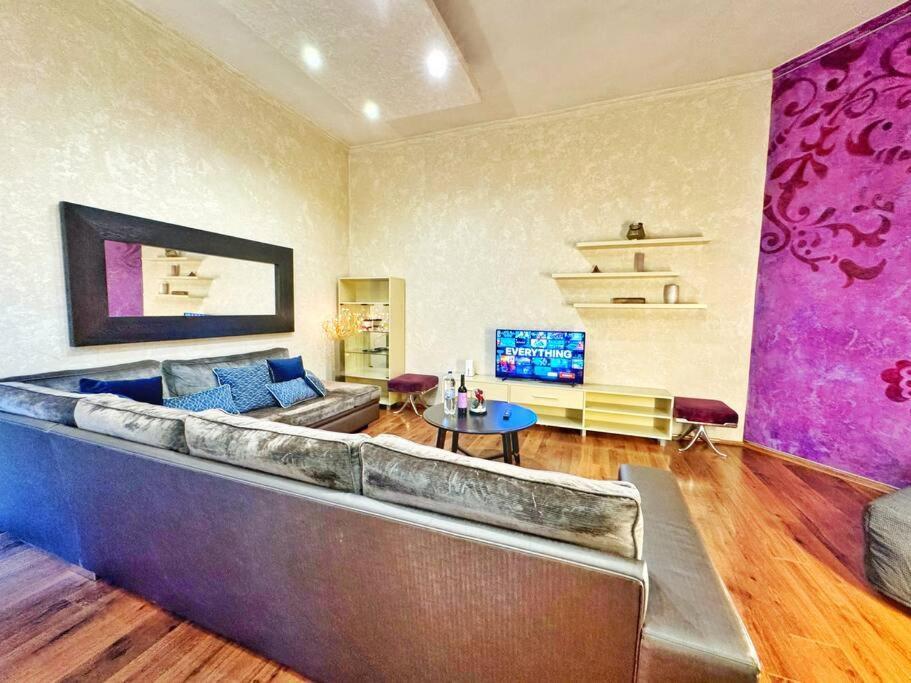 Ultra Central Apartment / 10 Ppl Будапешт Экстерьер фото